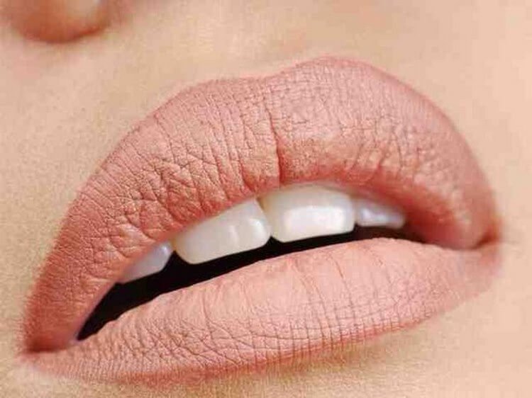 Как не надо красить губы: 5 ошибок, которые делают почти все женщины