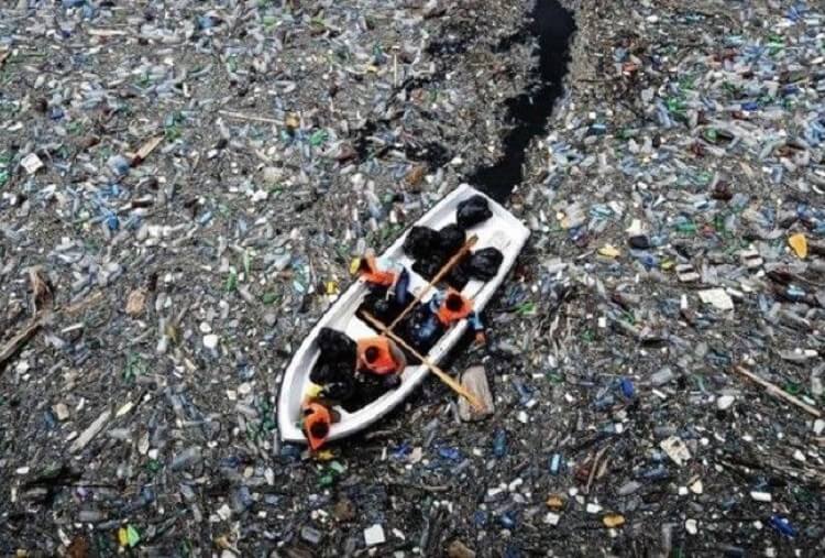 20-летний юноша решил глобальную проблему мусора в океанах