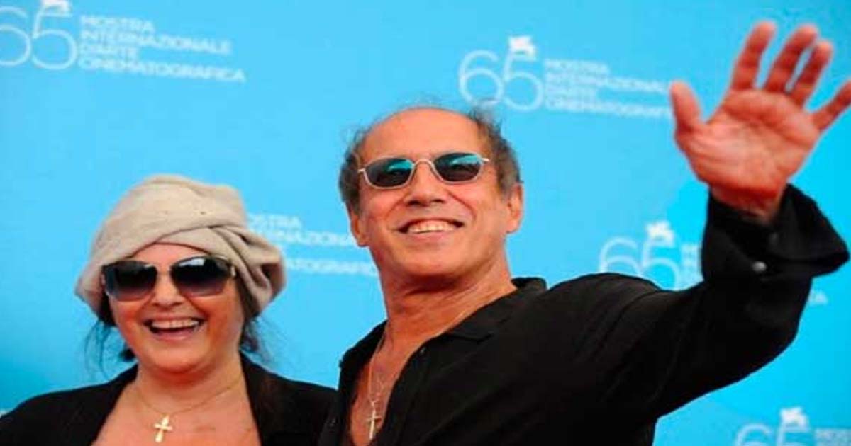 История любви Адриано Челентано и его жены уже длится 50 лет.