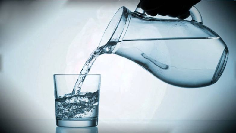 Как влияет стакан воды натощак на ваш организм
