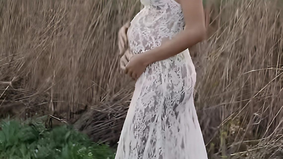 Родила в 37, а ее 29-летний жених показал сына