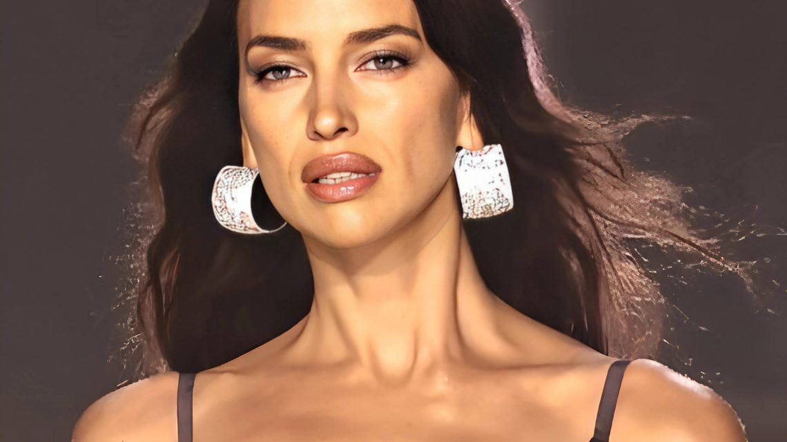 Откровенные снимки Ирины Шейк, которые она сделала, как только пересекла границу с Турцией Откровенные снимки Ирины Шейк, которые она сделала, как только пересекла границу с Турцией