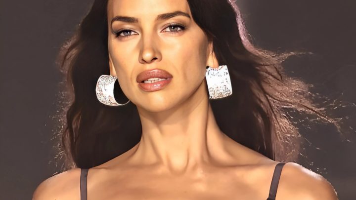 Откровенные снимки Ирины Шейк, которые она сделала, как только пересекла границу с Турцией