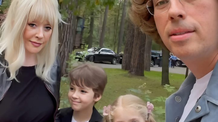 Вышла в люди со всей своей семьей: глядя на них, кажется, что нельзя терять веру в настоящую любовь, даже если в жизни много проблем