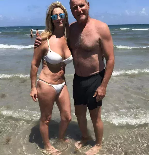 После того как я выложила фотографию в купальнике, невестка сказала, что это для моего возраста После того как я выложила фотографию в купальнике, невестка сказала, что это для моего возраста