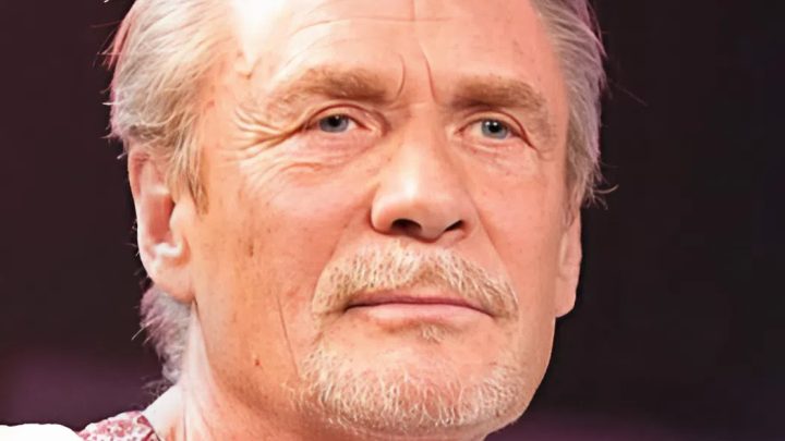 История жизни народного артиста не может не удивить