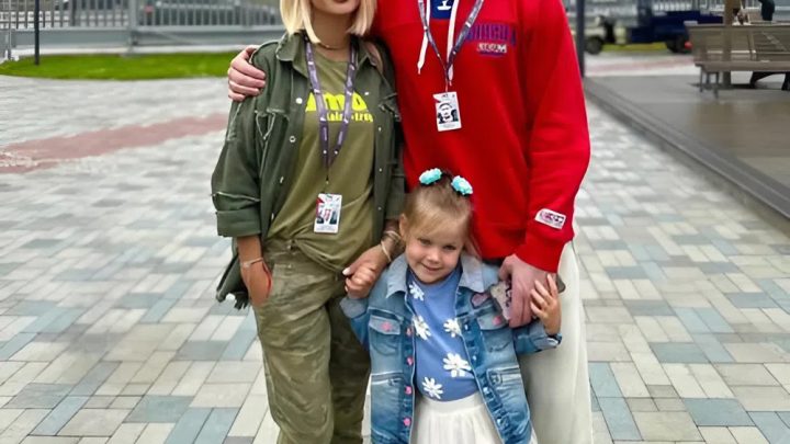 Кудрявцева снова вернулась к своему мужу